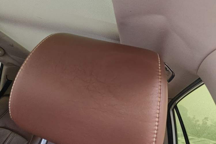 Used BYD Tang New Energy 2015 2.0T Four-Wheel-Drive Flagship Model Headliner
