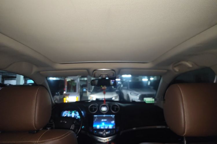 Used BYD Tang New Energy 2015 2.0T Four-Wheel-Drive Flagship Model Headliner