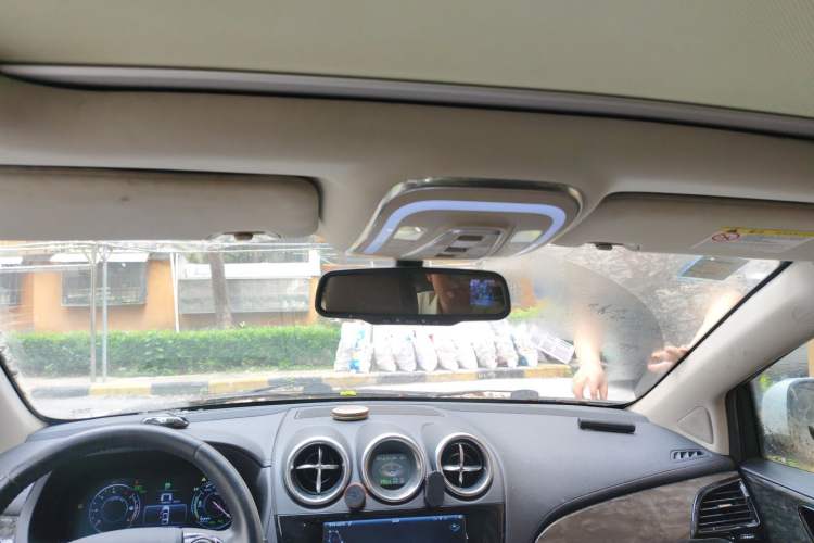 Used BYD Tang New Energy 2015 2.0T Four-Wheel-Drive Flagship Model Headliner