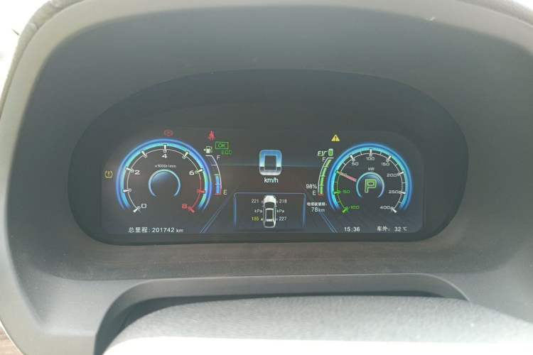 Used BYD Tang New Energy 2015 2.0T Four-Wheel-Drive Flagship Model Instrument Cluster