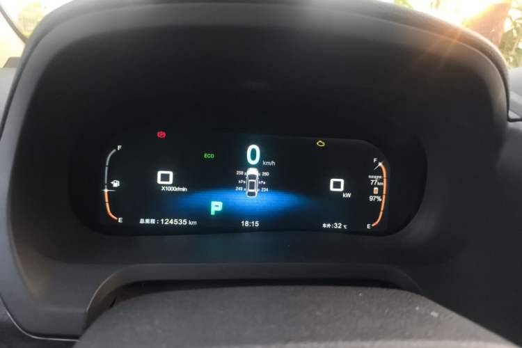Used BYD Tang New Energy 2015 2.0T Four-Wheel-Drive Flagship Model Instrument Cluster