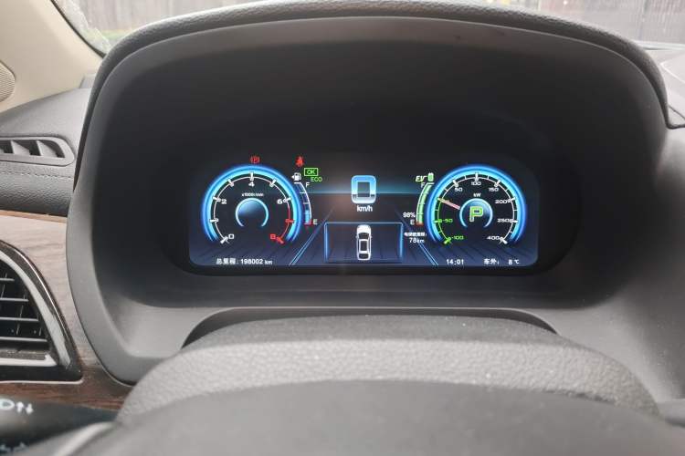 Used BYD Tang New Energy 2015 2.0T Four-Wheel-Drive Flagship Model Instrument Cluster