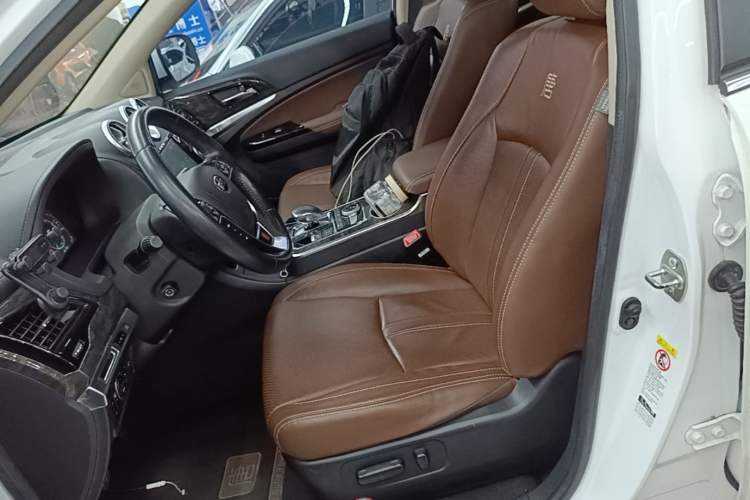 Used BYD Tang New Energy 2015 2.0T Four-Wheel-Drive Flagship Model Left Front Seat