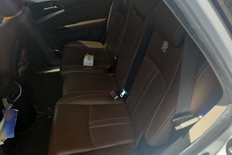 Used BYD Tang New Energy 2015 2.0T Four-Wheel-Drive Flagship Model Left Rear Seat