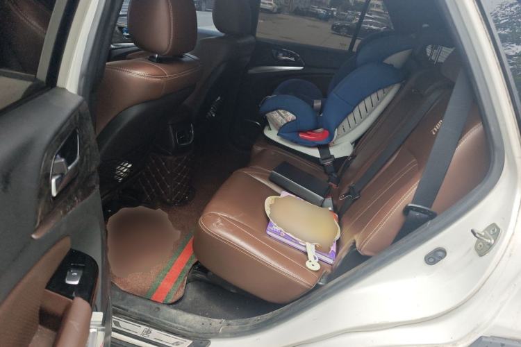 Used BYD Tang New Energy 2015 2.0T Four-Wheel-Drive Flagship Model Left Rear Seat