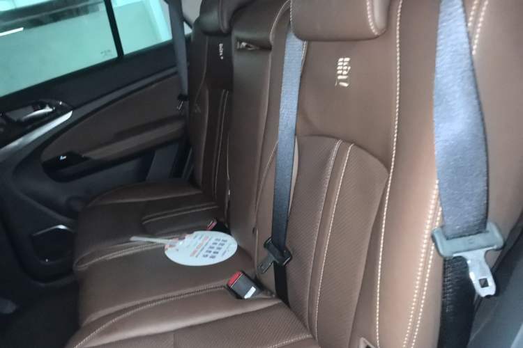 Used BYD Tang New Energy 2015 2.0T Four-Wheel-Drive Flagship Model Left Rear Seat