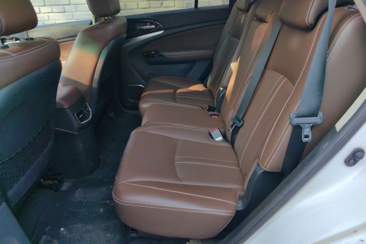 Used BYD Tang New Energy 2015 2.0T Four-Wheel-Drive Flagship Model Left Rear Seat