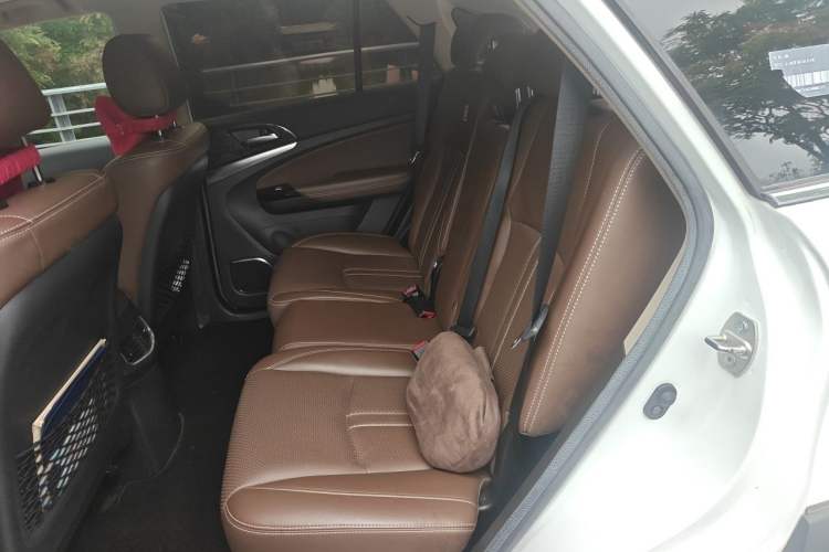 Used BYD Tang New Energy 2015 2.0T Four-Wheel-Drive Flagship Model Left Rear Seat