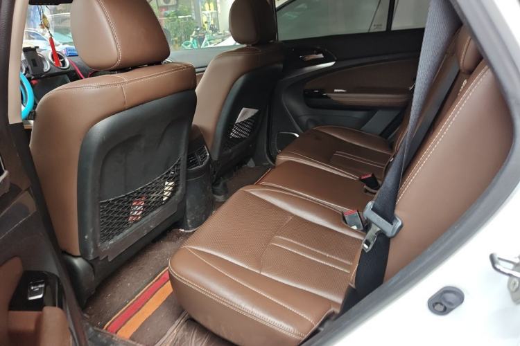 Used BYD Tang New Energy 2015 2.0T Four-Wheel-Drive Flagship Model Left Rear Seat