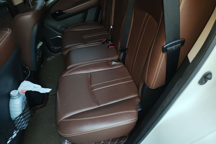 Used BYD Tang New Energy 2015 2.0T Four-Wheel-Drive Flagship Model Left Rear Seat