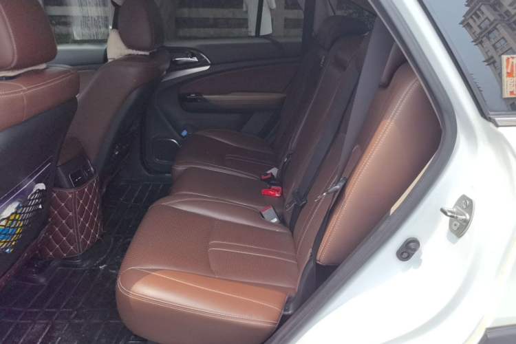 Used BYD Tang New Energy 2015 2.0T Four-Wheel-Drive Flagship Model Left Rear Seat