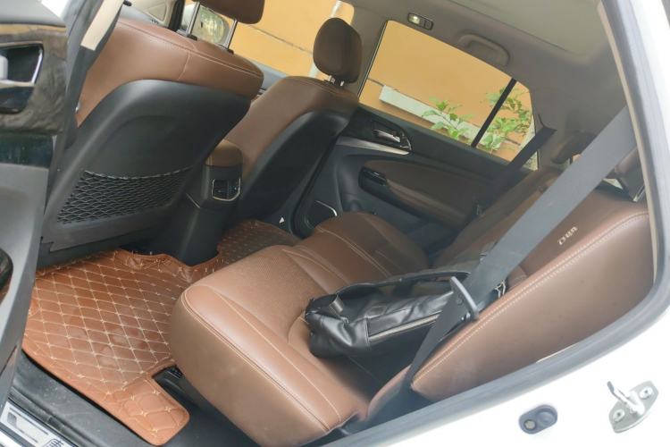 Used BYD Tang New Energy 2015 2.0T Four-Wheel-Drive Flagship Model Left Rear Seat