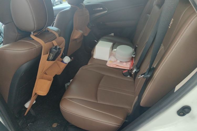 Used BYD Tang New Energy 2015 2.0T Four-Wheel-Drive Flagship Model Left Rear Seat
