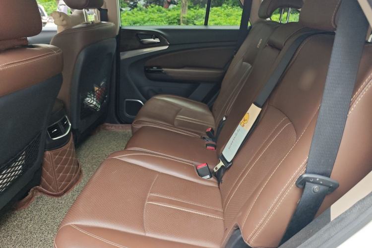 Used BYD Tang New Energy 2015 2.0T Four-Wheel-Drive Flagship Model Left Rear Seat