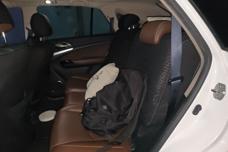Used BYD Tang New Energy 2015 2.0T Four-Wheel-Drive Flagship Model Left Rear Seat