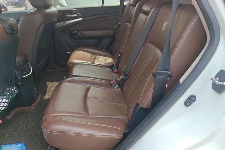 Used BYD Tang New Energy 2015 2.0T Four-Wheel-Drive Flagship Model Left Rear Seat