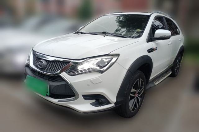 Used BYD Tang New Energy 2015 2.0T Four-Wheel-Drive Flagship Model