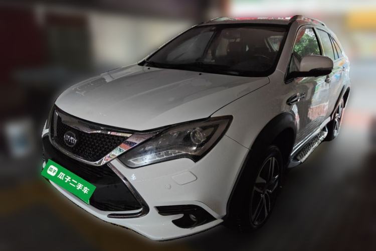 Ojetý BYD Tang New Energy 2015 2.0T Four-Wheel-Drive Flagship Model Guazi used car, China used car export, Used car for sale, Used  cars, Cheapest cars for sale