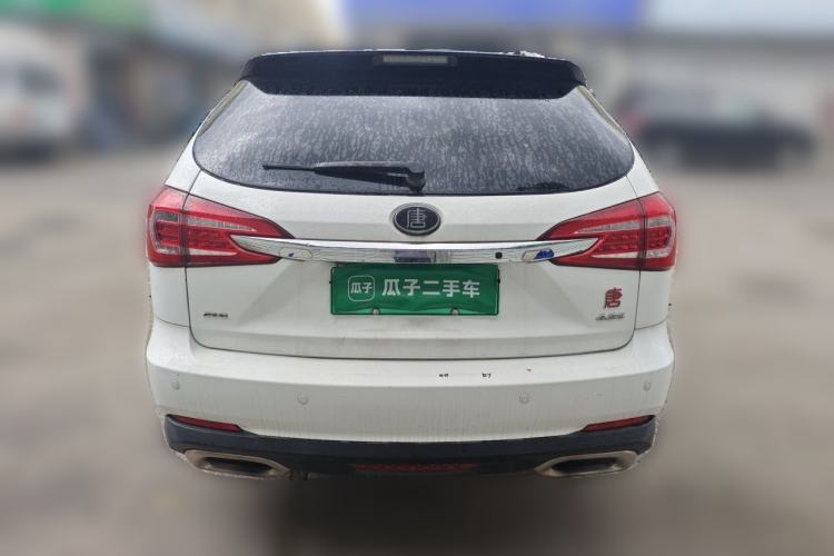 Used BYD Tang New Energy 2015 2.0T Four-Wheel-Drive Flagship Model Rear