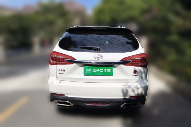 Used BYD Tang New Energy 2015 2.0T Four-Wheel-Drive Flagship Model Rear