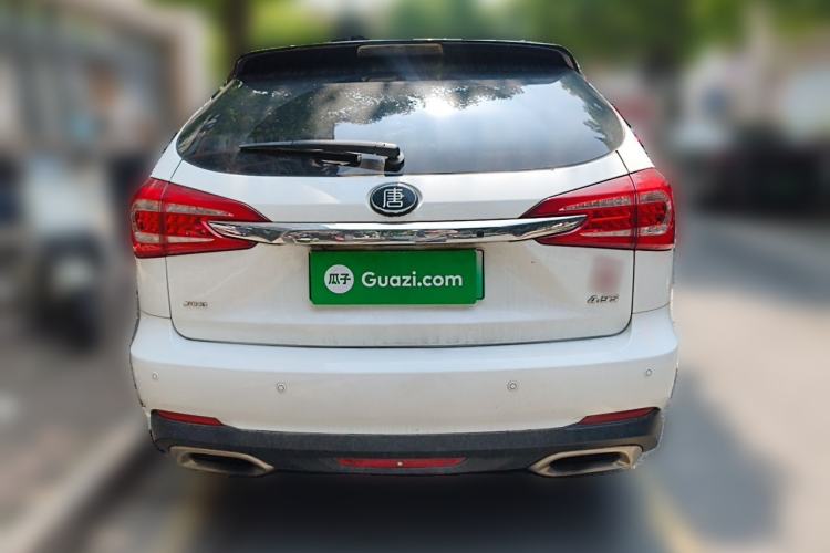 Used BYD Tang New Energy 2015 2.0T Four-Wheel-Drive Flagship Model Rear