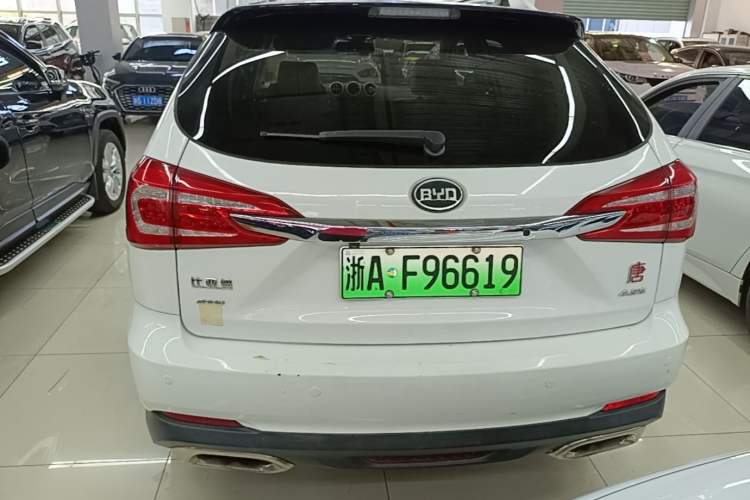 Used BYD Tang New Energy 2015 2.0T Four-Wheel-Drive Flagship Model Rear