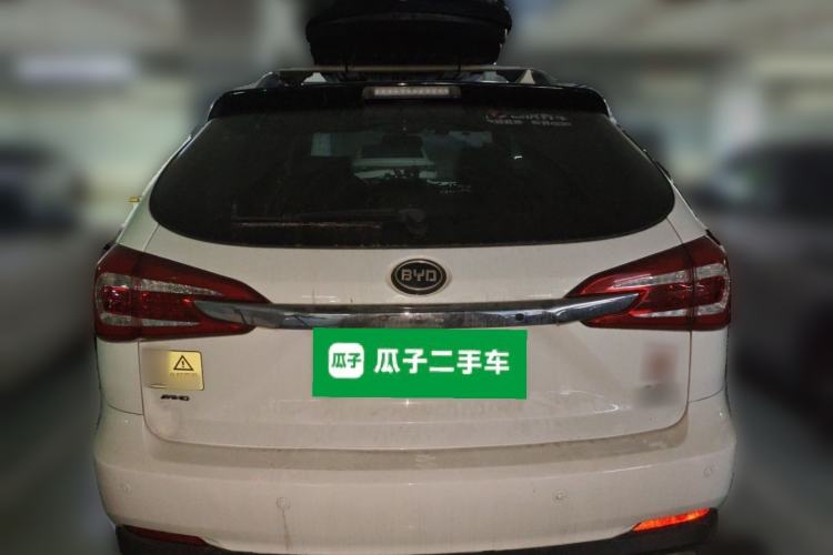 Used BYD Tang New Energy 2015 2.0T Four-Wheel-Drive Flagship Model Rear