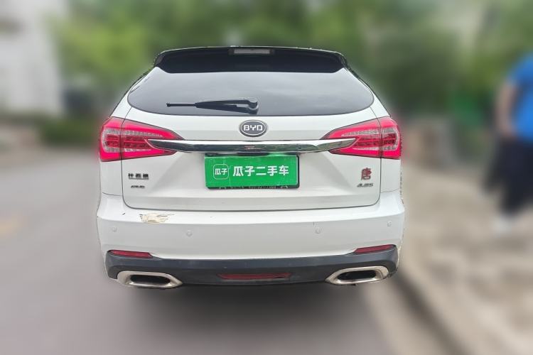 Used BYD Tang New Energy 2015 2.0T Four-Wheel-Drive Flagship Model Rear