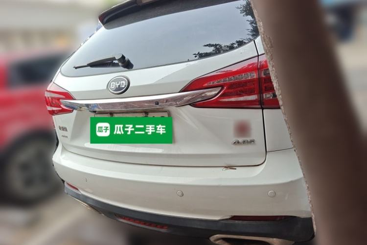 Used BYD Tang New Energy 2015 2.0T Four-Wheel-Drive Flagship Model Rear