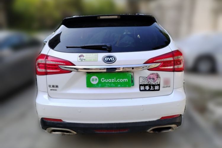 Used BYD Tang New Energy 2015 2.0T Four-Wheel-Drive Flagship Model Rear
