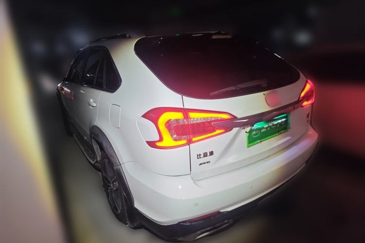Used BYD Tang New Energy 2015 2.0T Four-Wheel-Drive Flagship Model Rear Left 45 Deg