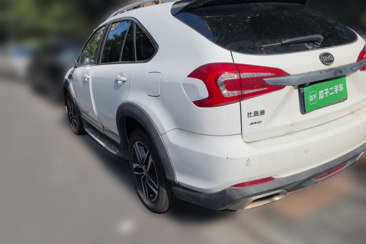 Used BYD Tang New Energy 2015 2.0T Four-Wheel-Drive Flagship Model Rear Left 45 Deg