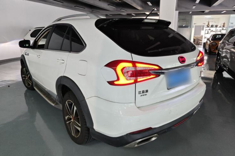 Used BYD Tang New Energy 2015 2.0T Four-Wheel-Drive Flagship Model Rear Left 45 Deg