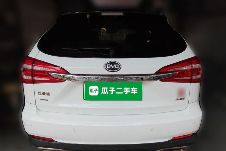 Used BYD Tang New Energy 2015 2.0T Four-Wheel-Drive Flagship Model Rear