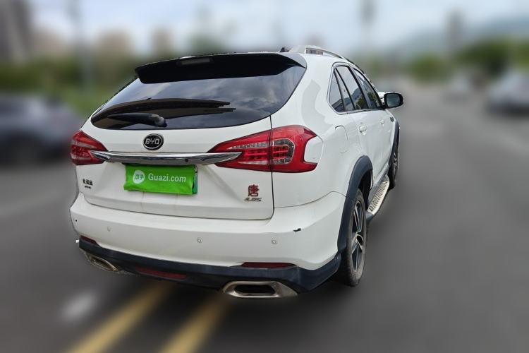 Used BYD Tang New Energy 2015 2.0T Four-Wheel-Drive Flagship Model Rear Right 45 Deg