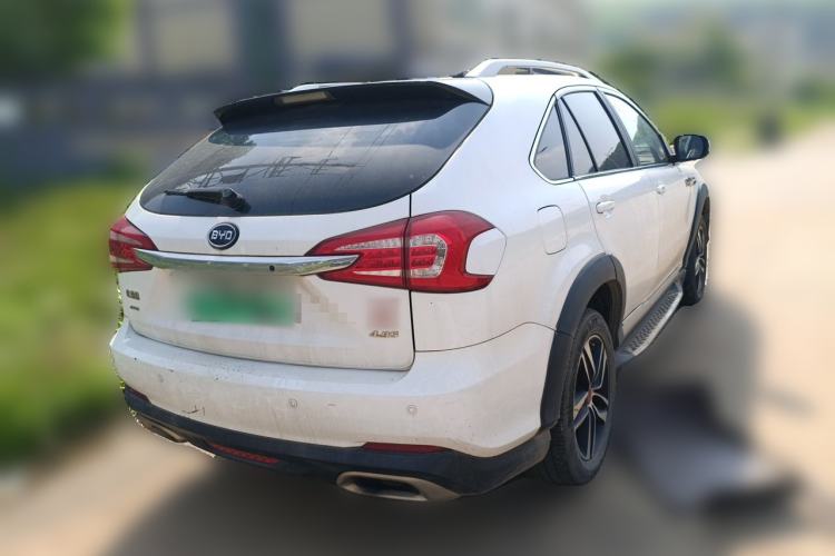 Used BYD Tang New Energy 2015 2.0T Four-Wheel-Drive Flagship Model Rear Right 45 Deg