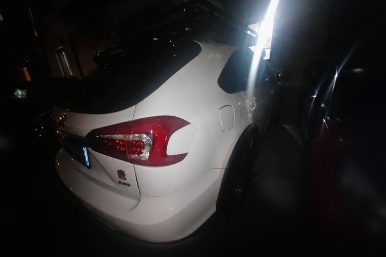 Used BYD Tang New Energy 2015 2.0T Four-Wheel-Drive Flagship Model Rear Right 45 Deg