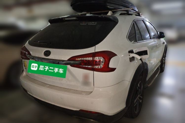 Used BYD Tang New Energy 2015 2.0T Four-Wheel-Drive Flagship Model Rear Right 45 Deg