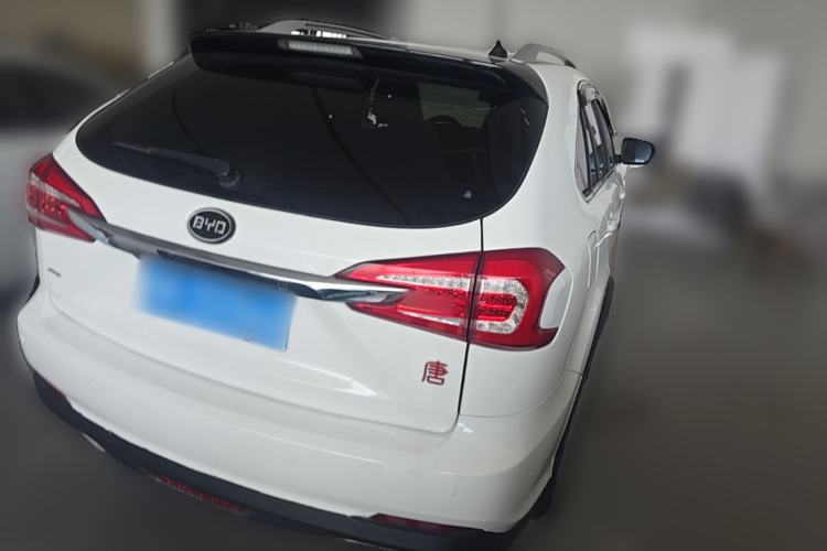 Used BYD Tang New Energy 2015 2.0T Four-Wheel-Drive Flagship Model Rear Right 45 Deg