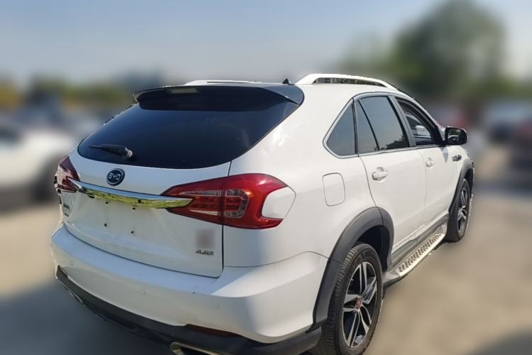 Used BYD Tang New Energy 2015 2.0T Four-Wheel-Drive Flagship Model Rear Right 45 Deg
