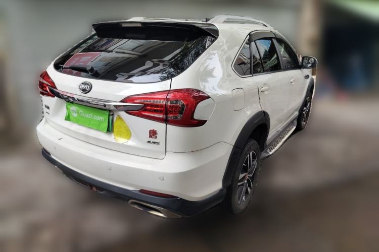 Used BYD Tang New Energy 2015 2.0T Four-Wheel-Drive Flagship Model Rear Right 45 Deg
