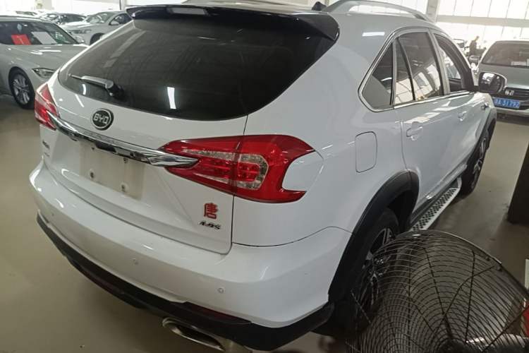 Used BYD Tang New Energy 2015 2.0T Four-Wheel-Drive Flagship Model Rear Right 45 Deg