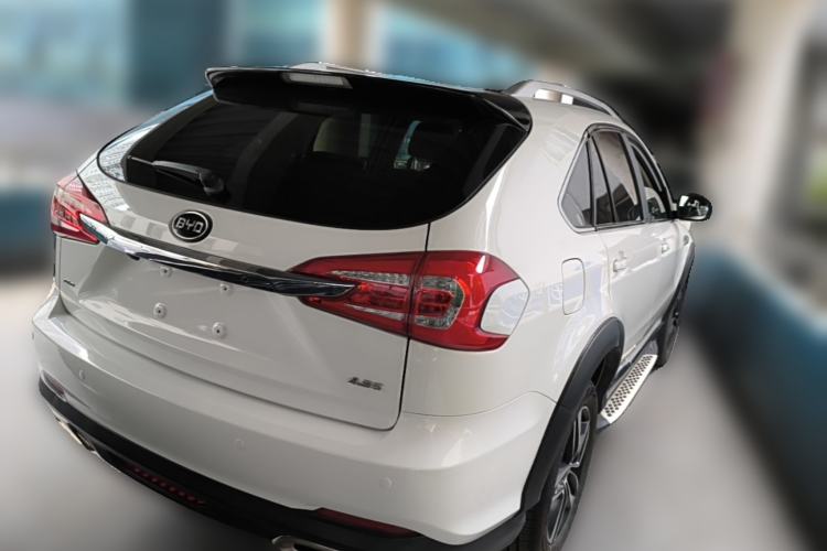 Used BYD Tang New Energy 2015 2.0T Four-Wheel-Drive Flagship Model Rear Right 45 Deg