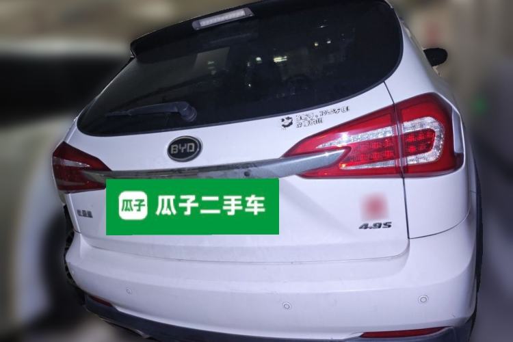 Used BYD Tang New Energy 2015 2.0T Four-Wheel-Drive Flagship Model Rear