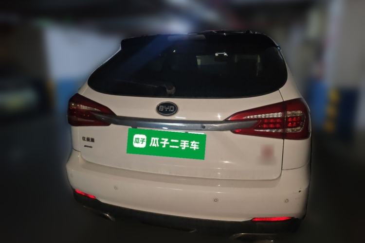 Used BYD Tang New Energy 2015 2.0T Four-Wheel-Drive Flagship Model Rear