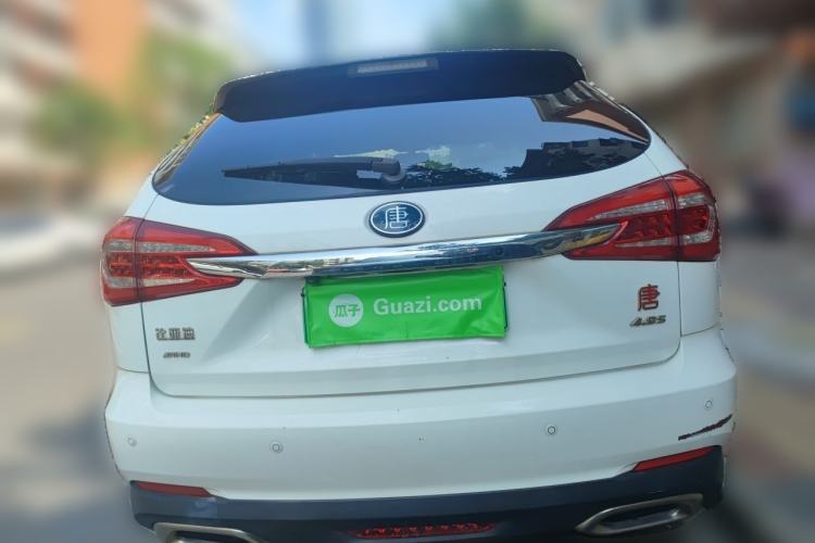 Used BYD Tang New Energy 2015 2.0T Four-Wheel-Drive Flagship Model Rear
