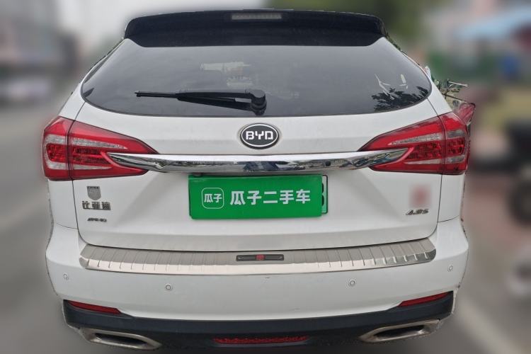 Used BYD Tang New Energy 2015 2.0T Four-Wheel-Drive Flagship Model Rear