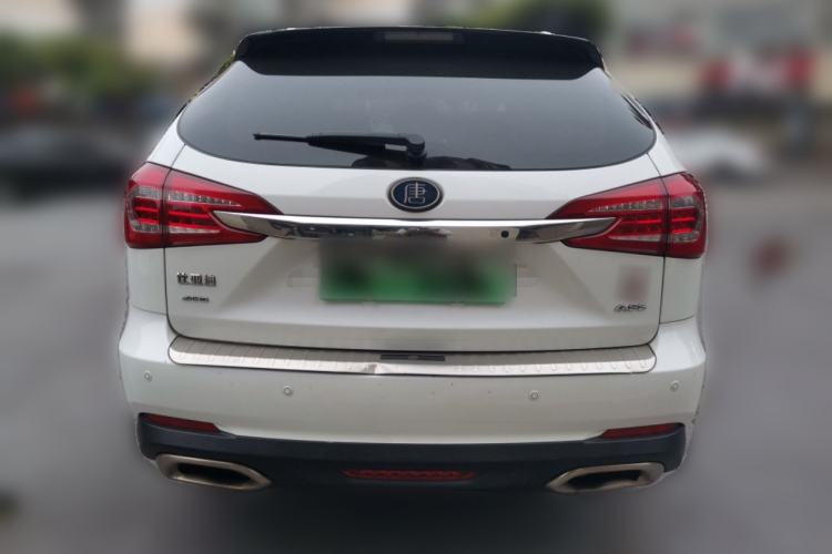 Used BYD Tang New Energy 2015 2.0T Four-Wheel-Drive Flagship Model Rear