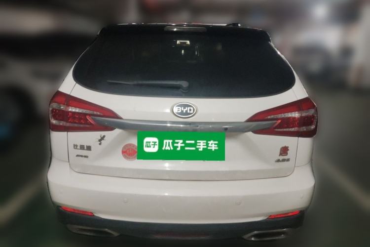 Used BYD Tang New Energy 2015 2.0T Four-Wheel-Drive Flagship Model Rear