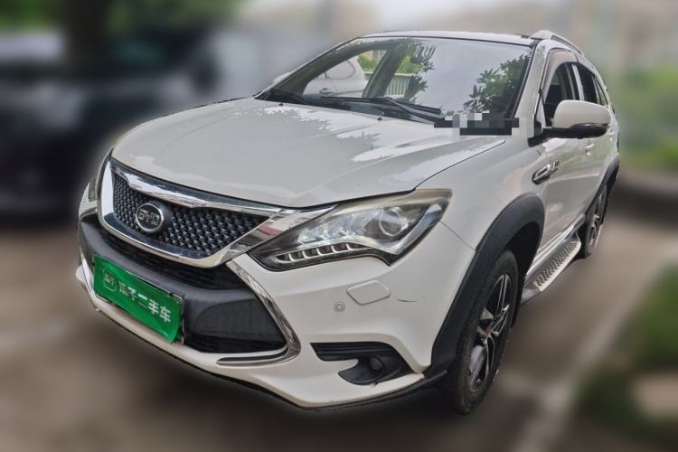 BYD Tang New Energy 2015 2.0T Four-Wheel-Drive Flagship Model مستعملة Guazi used car, China used car export, Used car for sale, Used cars, Cheapest cars for sale